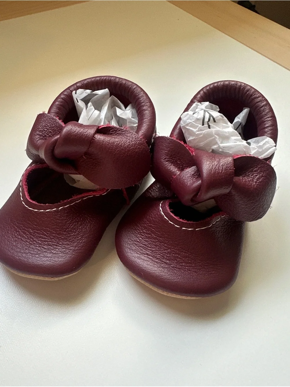Freshly Picked Soft Sole Knotted Bow Moccasins Shoes Winterberry Size 3
